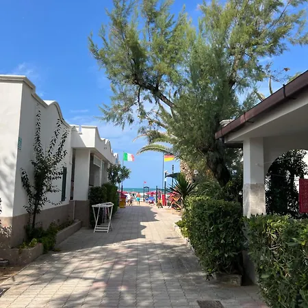 Villaggio Almar منتزه العطل فيستَ